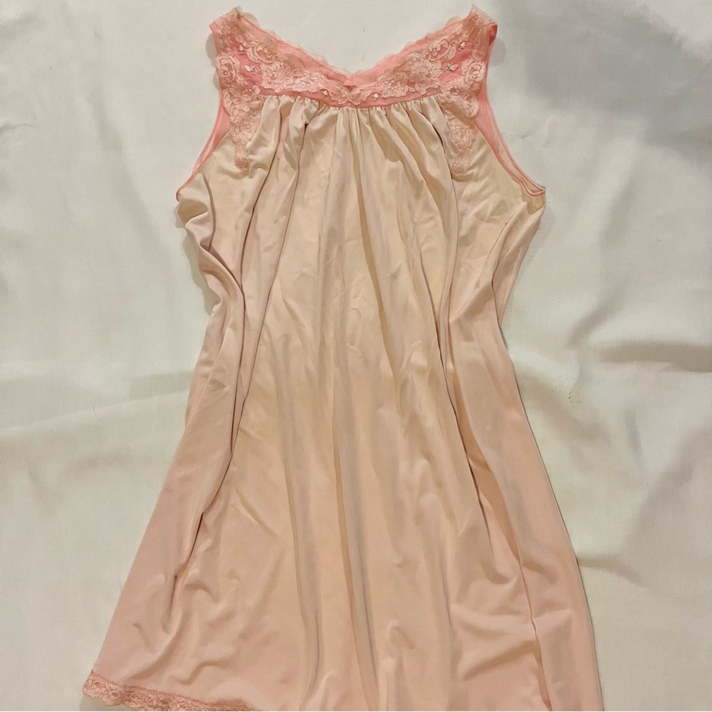 Vintage Shadowline Light Pink Lace Slip Dress / Lingerie Nightgown – Size L